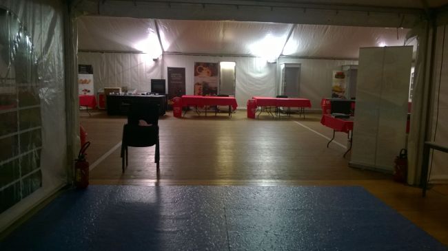 Location de tente pour un salon